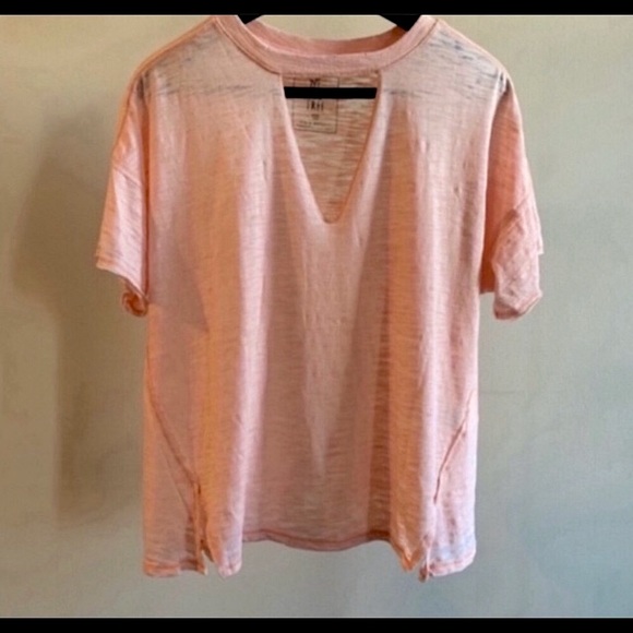 🆕🔥FREE PEOPLE CHIC JORDAN CUT OUT V-NECK OVERSIZED SILHOUETTE SHORT SLEEVED!! - Picture 1 of 8